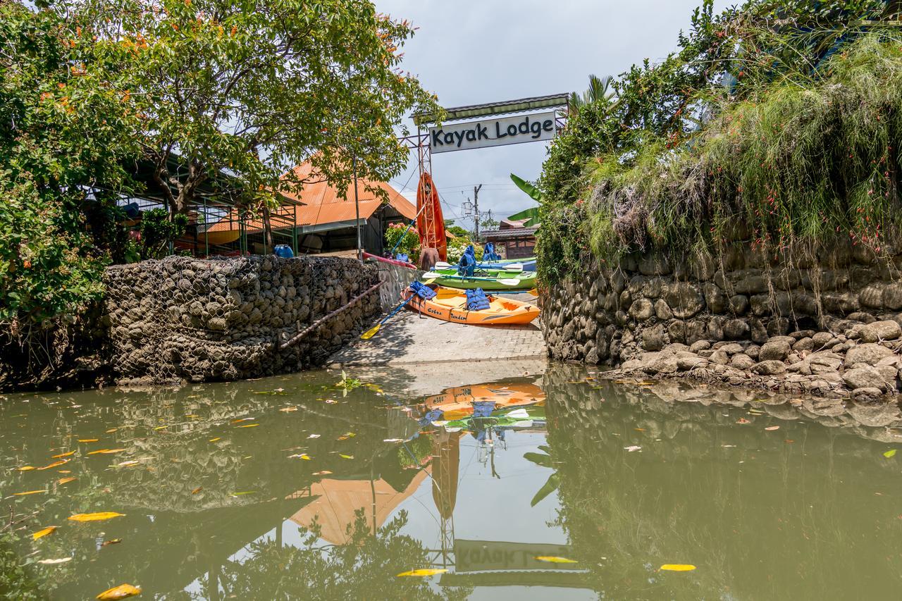 Kayak Lodge Damas Buitenkant foto