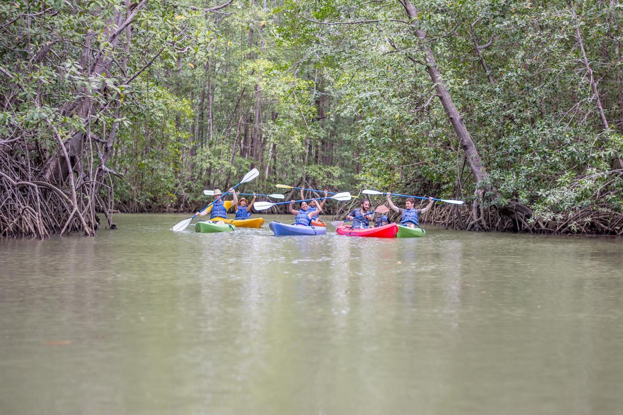 Kayak Lodge Damas Buitenkant foto