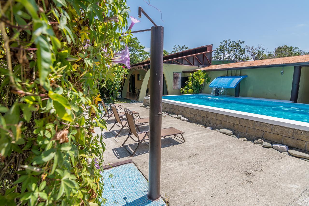 Kayak Lodge Damas Buitenkant foto