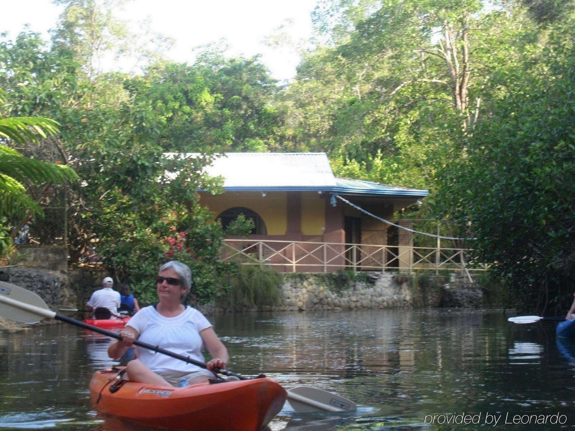 Kayak Lodge Damas Buitenkant foto